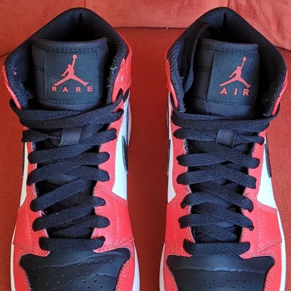 Air Jordan 1 Retro High (GS) 'Rare Air' 705300-800 Size 4.5Y